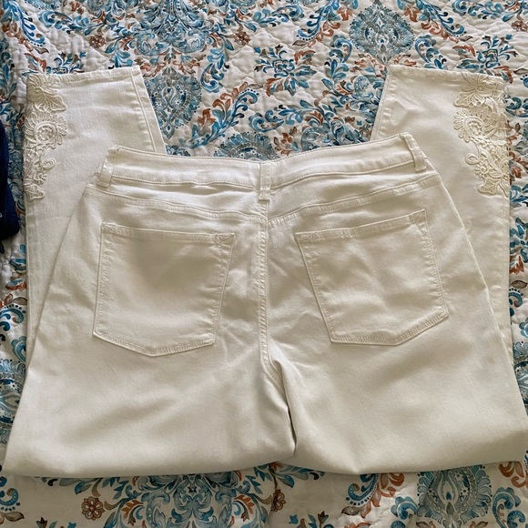 2 pairs of jeans - Picture 11 of 15